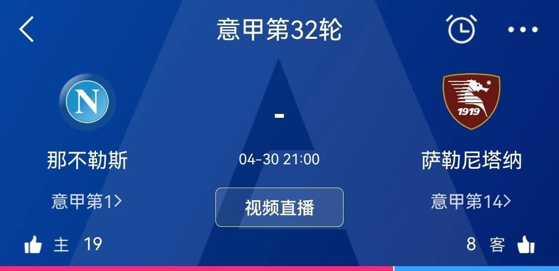 由曾国祥导演、易烊千玺、周冬雨主演的《少年的你》今天曝光新剧照，易烊千玺以寸头和囚服的造型亮相，周冬雨则是素颜出镜，两人的角色看来经历了巨大的人生变故